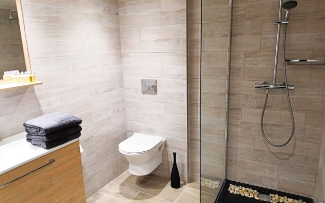 Beautifully Refurnished with AC