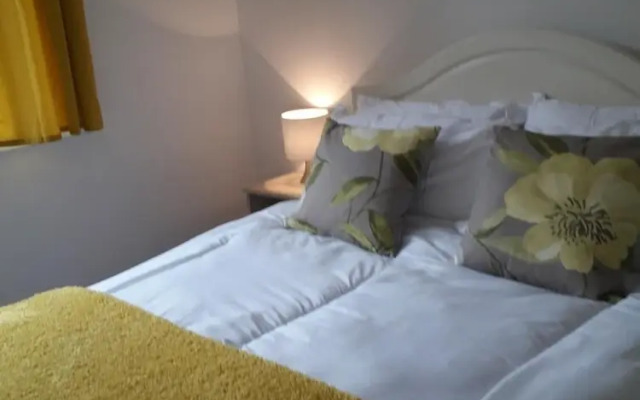 Cozy, Stylish 2 Bedroom Flat - Jesmond