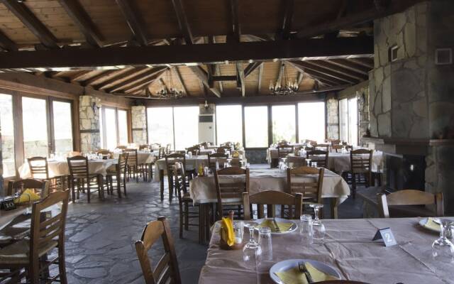 Pliades Hotel