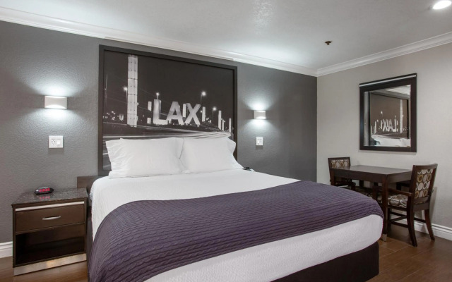 Elev8 Hotel Los Angeles LAX