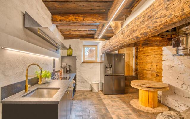 Jup - a luxury boutique chalet