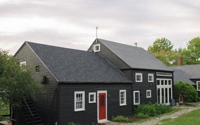 The Squire Tarbox Inn