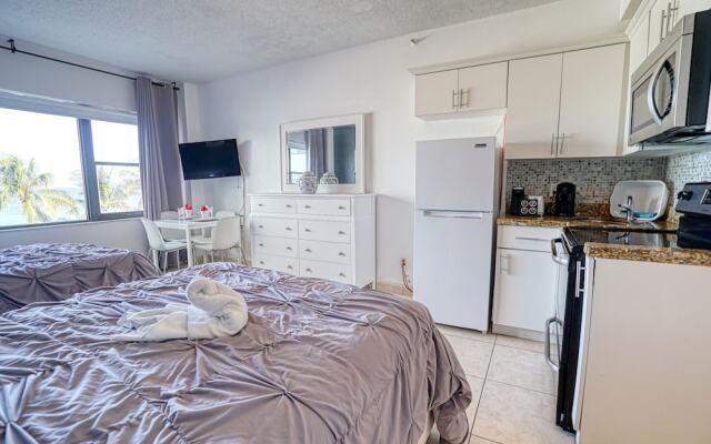 Private Apartments at the Casablanca