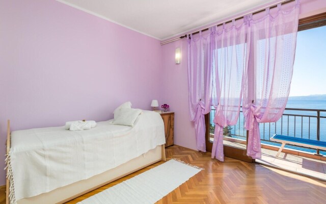 Beautiful Apartment in Opatija With 4 Bedrooms and Wifi