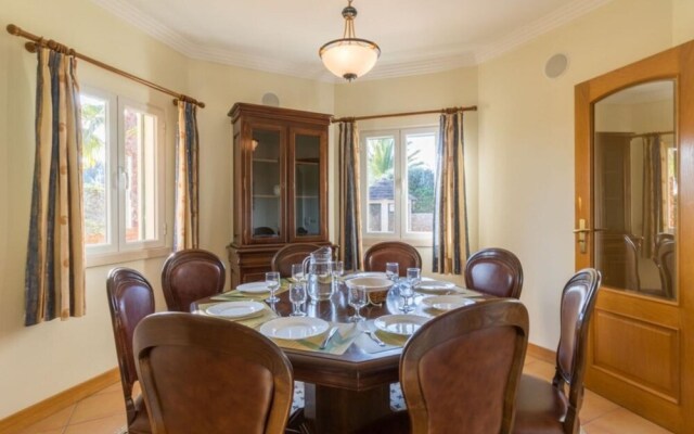 V4 Alegria V2g2 in Albufeira