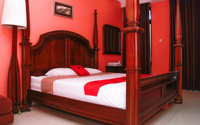 RedDoorz @ Sersan Bajuri