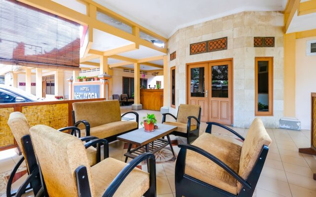 OYO 1442 Hotel Kertayoga