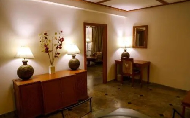The Hotel Airport