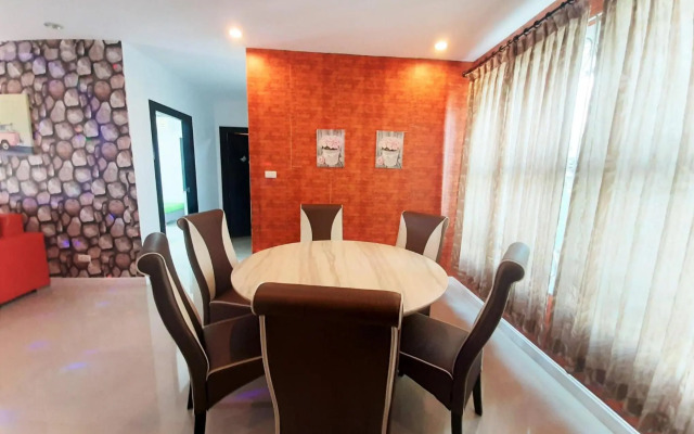 บ้านคาราโอเกะ พูลวิลล่า หัวหิน 3 ห้องนอน (สระส่วนตัว พัก 2-15คน)