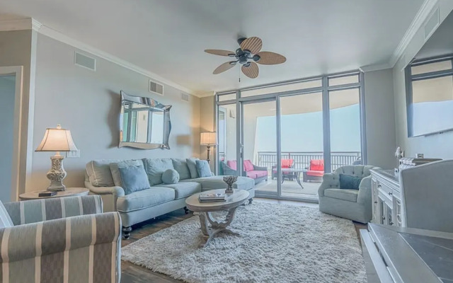 Palisade Palms Oceanfront Condo 5-star Amenities
