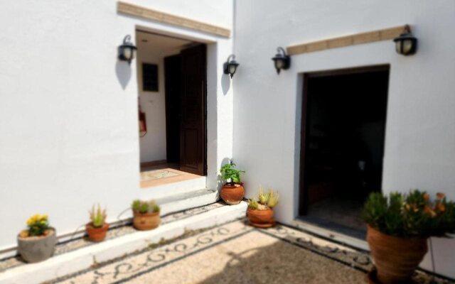 Lindos Boutique Rooms - Adults Only