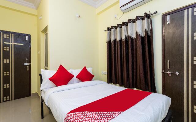 OYO 29831 Hotel Harihar