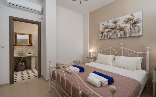 Orelia Cretan Villas & Deluxe Apartments