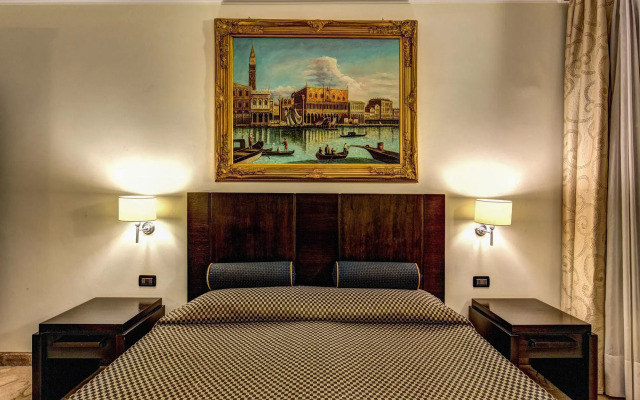 Relais Piazza San Marco