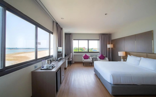 Fortune River View Hotel Nakhon Phanom – Guest Rooms – Nakhon Phanom