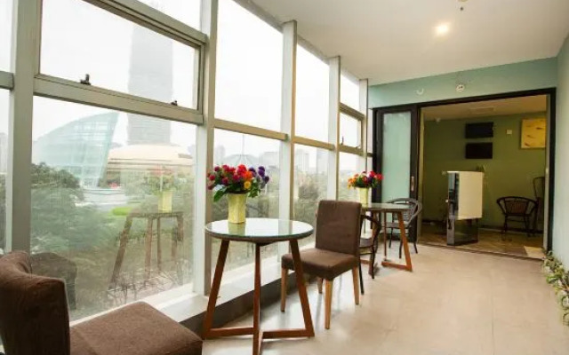 Jiayuan Business Hotel (Zhengzhou CBD Exhibition Center)