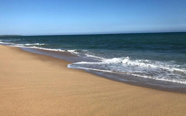 Villasiri and Leon Beach Paradise