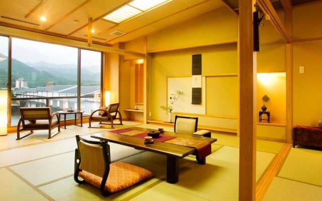 Hagi Komachi Ryokan