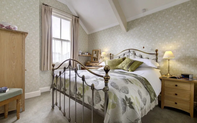 The Edwardene Guest House