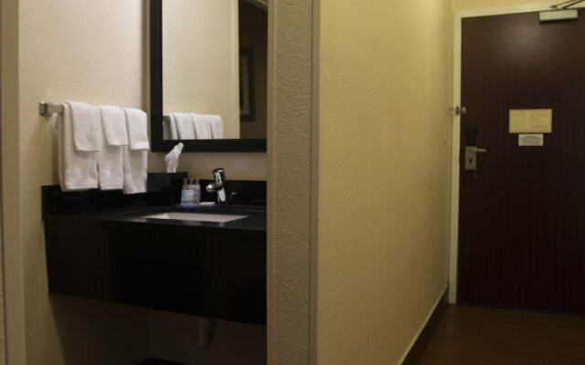 Fairfield Inn & Suites