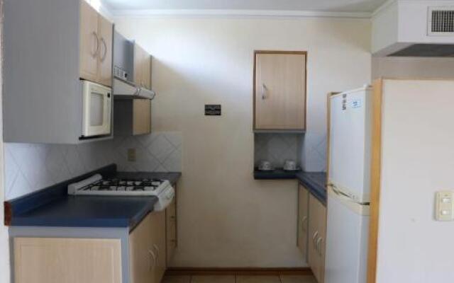 Cypres Hotel & Suites