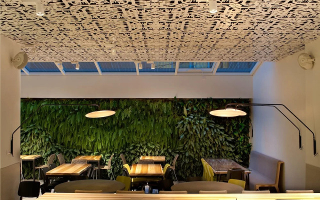 Adiv Hotel
