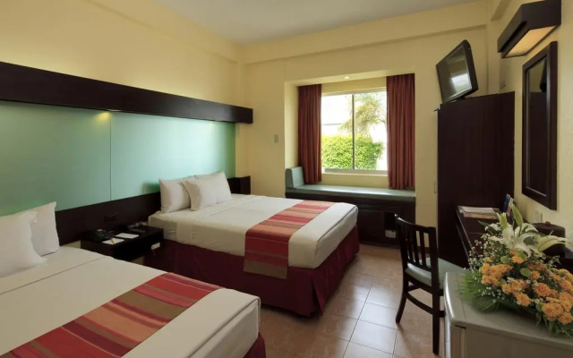 Microtel Inn And Suites Batangas