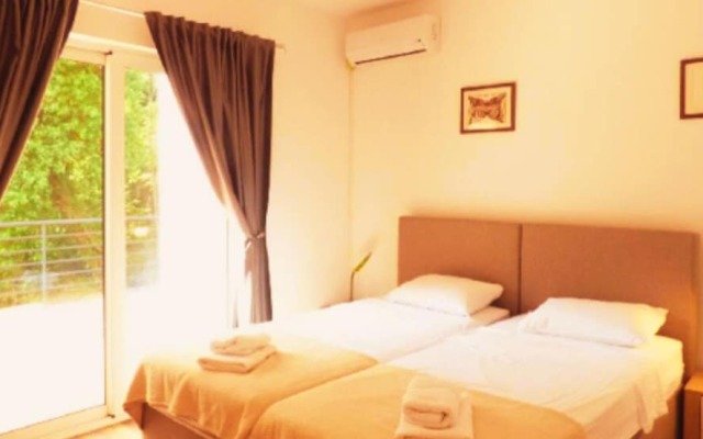 Superb Breathtaking Views 3bedroom All Day Sun