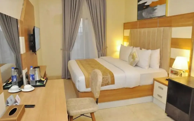 Spa Lavender Luxury Hotel and Suites