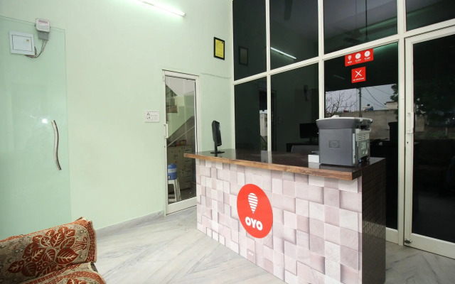 Suraj Guest House By OYO Rooms
