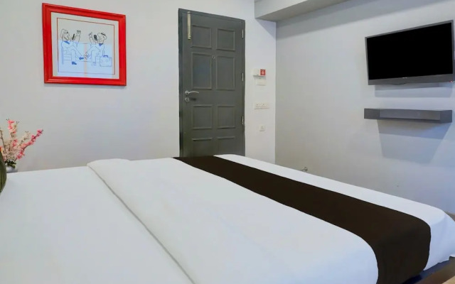 Cozy Deluxe Stays at Balewadi Pune
