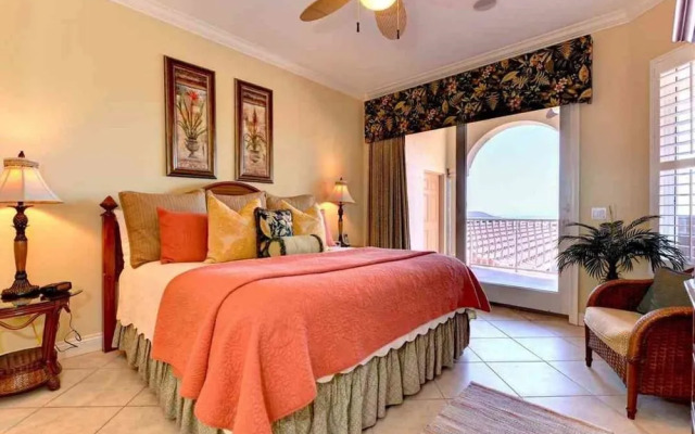 La Casa Denton by RedAwning