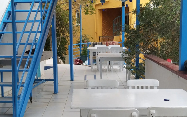 Saranda Beach Pansiyon