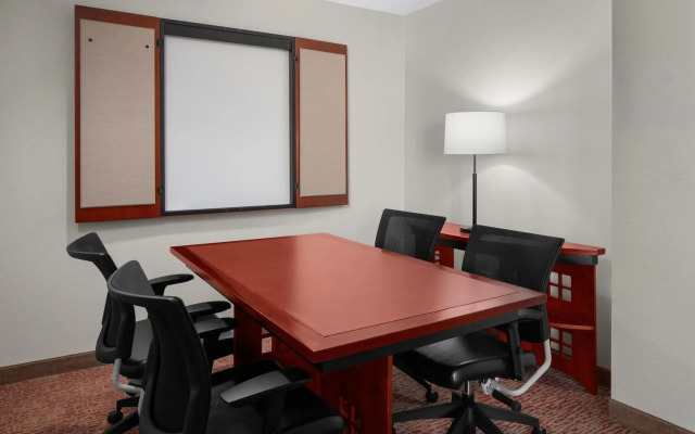 Larkspur Landing Extended Stay Suites South San Francisco
