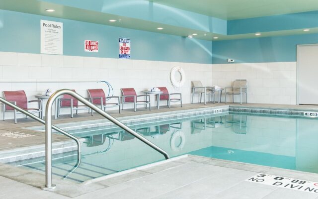 Holiday Inn Express & Suites Rock Falls by IHG