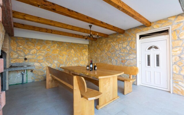 Beautiful Home in Podstrana With Wifi and 1 Bedrooms