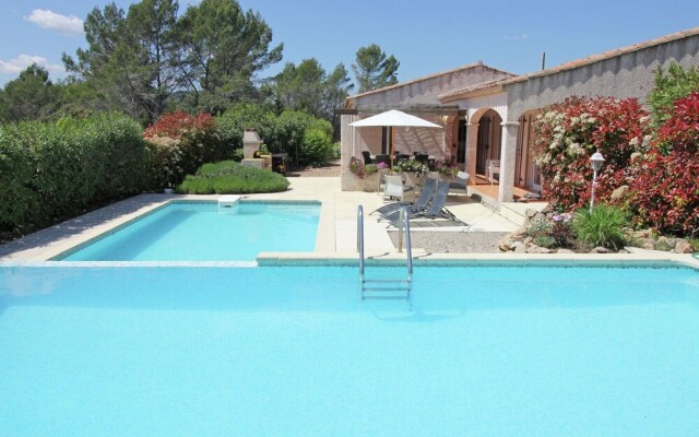 Gorgeous Villa in Bagnols-en-Foret with Swimming Pool