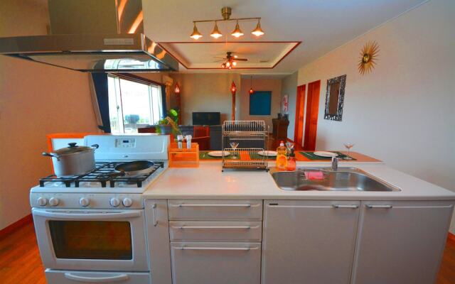 Beach Side House ONNA