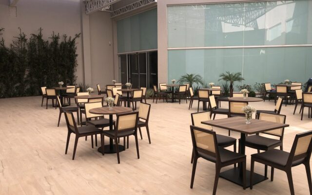 Hotel Transamerica Maringá