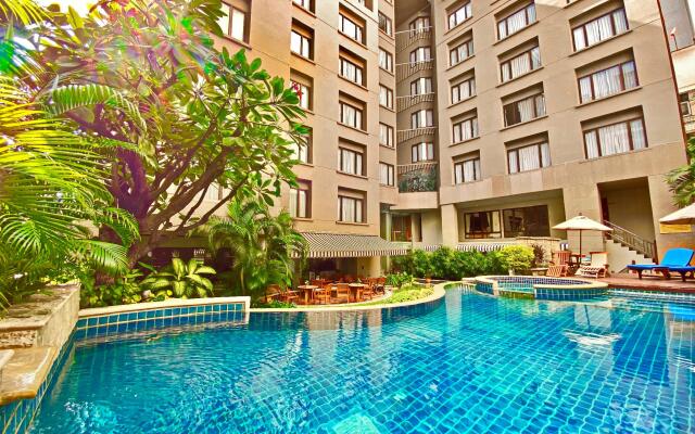 Silom Serene, a Boutique Hotel