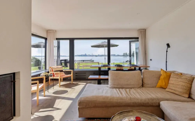 Lakeside Stay in Kamperland