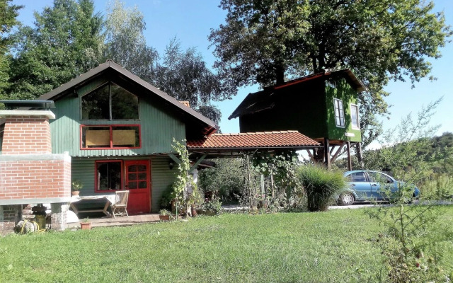 Fairytale Wooden House near Ljubljana
