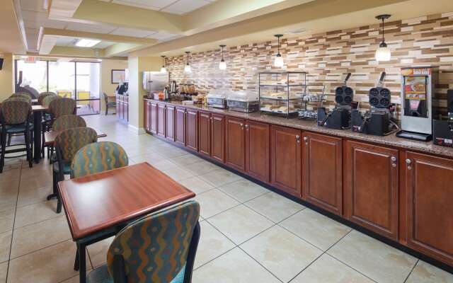 Best Western Ocean Sands Beach Resort