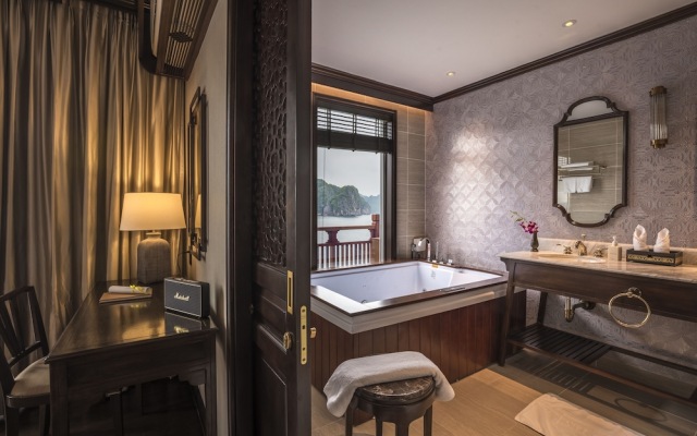 Heritage Line Ylang Cruise – Ha Long Bay & Lan Ha Bay – Guest Rooms – Ha Long