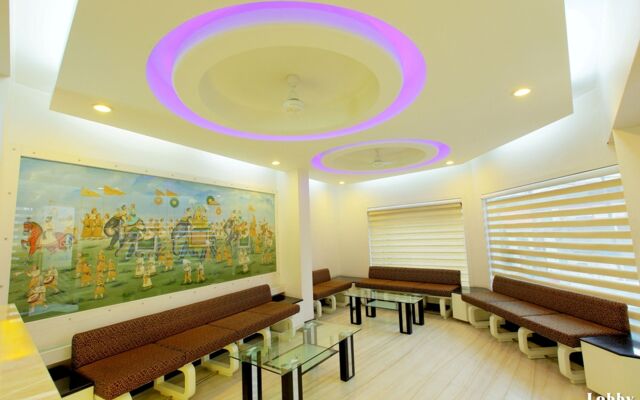 Hotel Ashish Palace