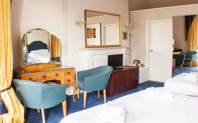 The Queensbury Hotel