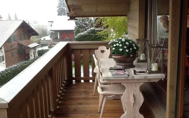 Alp Sunrise - Top View Cosy Chalet