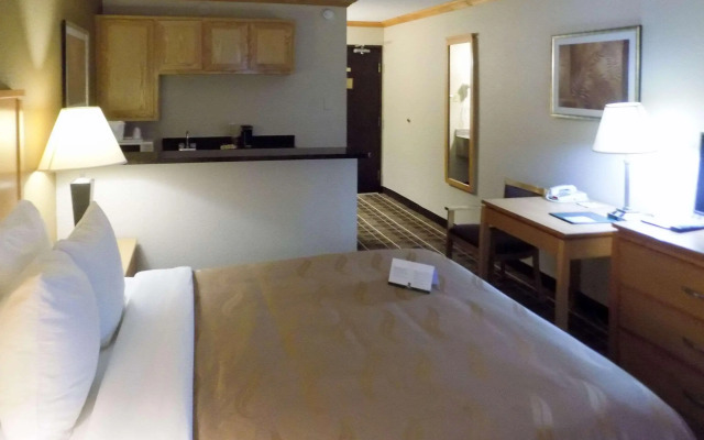 Quality Inn DFW Airport North