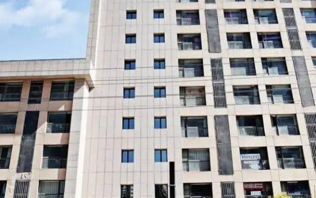 Qingdao Lejiaxuan Boutique Apartment Thumb Plaza Branch