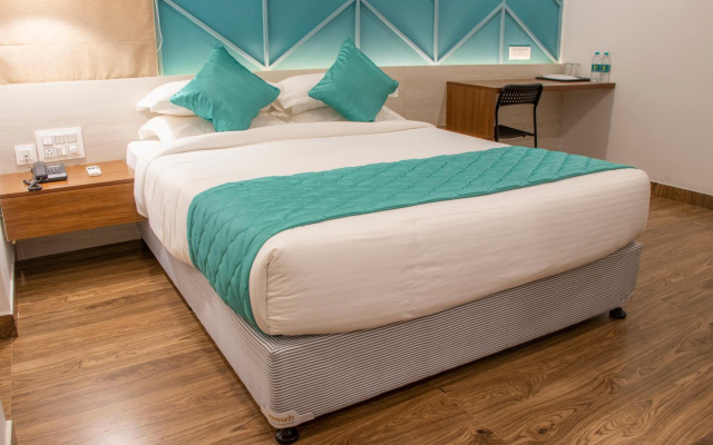 Treebo Trend Yc Grand Boutique Hotel